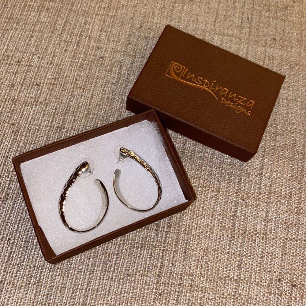 NWOT Inspiranza Designs Sterling Silver Hoop Earrings